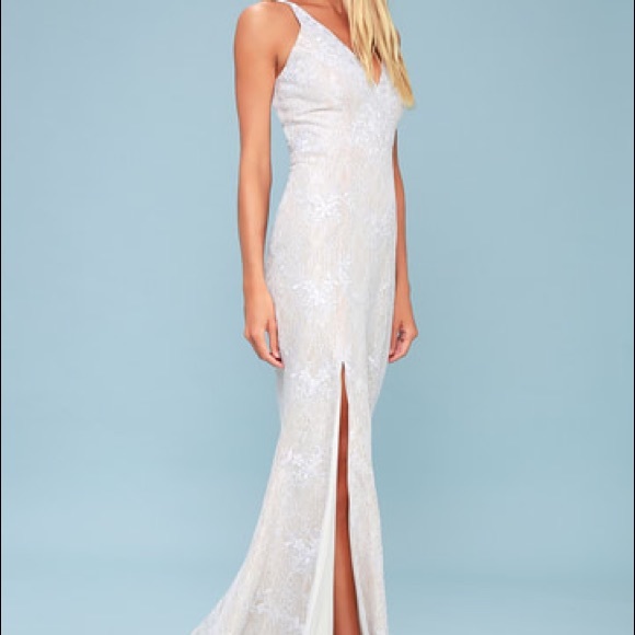 DRESS THE  POPULATION IRIS WHITE LACE & NUDE GOWN - Picture 4 of 7